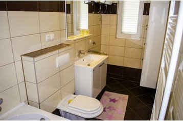 Privát Okrug Gornji 3